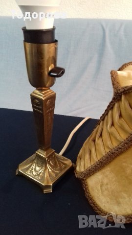 Изящна нощна лампа от бронз-височина 37 см, снимка 3 - Антикварни и старинни предмети - 32498725