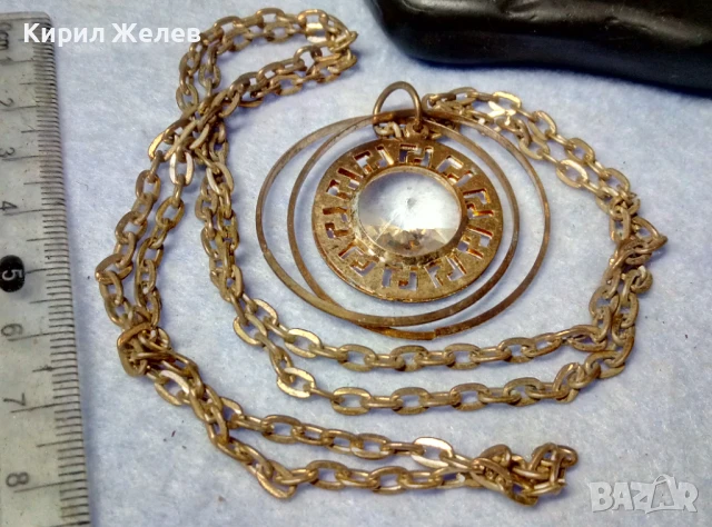 ВЕЛИКОЛЕПНО ПОЗЛАТЕНО ВИНТИДЖ АРТ КОЛИЕ с МЕДАЛЬОН с ФАСЕТИРАН БОХЕМСКИ КРИСТАЛ 40779, снимка 3 - Колиета, медальони, синджири - 51255580