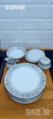 Порцеланов комплект