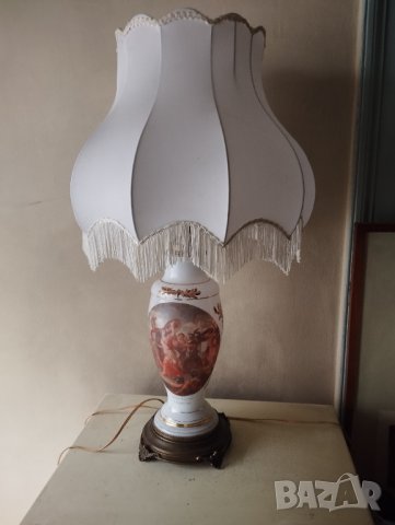 Ретро настолна лампа, снимка 1 - Настолни лампи - 43049919