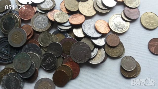 лот от 100 броя чуждестранни монети , снимка 5 - Нумизматика и бонистика - 52922700