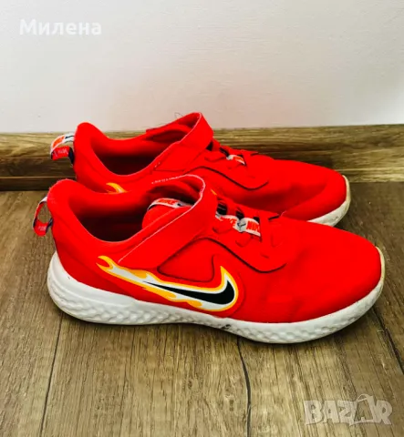 Nike детски маратонки, снимка 4 - Детски маратонки - 47300256