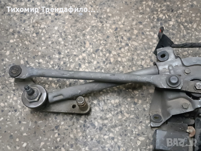 valeo 404388 , 404 388 , A1688200242 , A 168 820 02 42 моторче и механизъм чистачки мерцедес А клас, снимка 2 - Части - 53220932