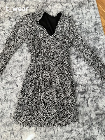 Дамска рокля