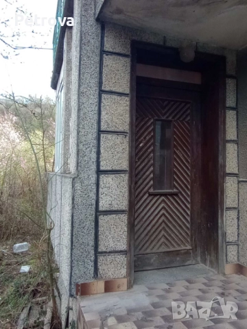 Продавам къща гр.Берковица, снимка 12 - Къщи - 51501474