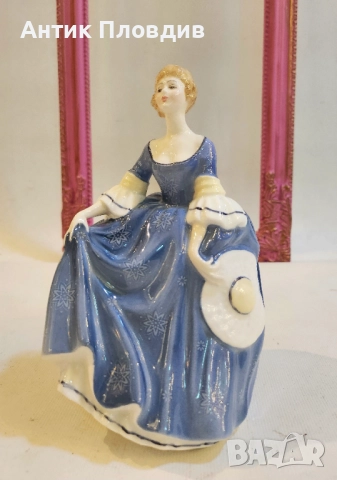 Колекционерска фигура Royal Doulton – “Hilary” (HN 2335), снимка 5 - Колекции - 52737156