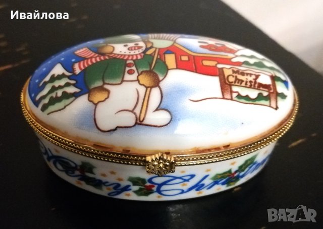 Порцеланова малка бижутерна кутийка с Коледни мотиви, снимка 2 - Коледни подаръци - 27214034