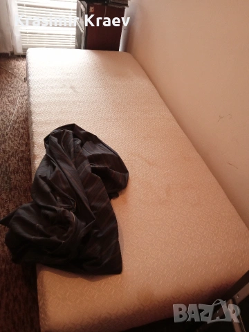 Легла с матраци и механизми във идеално състояние., снимка 2 - Спални и легла - 53142344