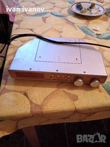 радио-10лв, снимка 4 - Радиокасетофони, транзистори - 52236876