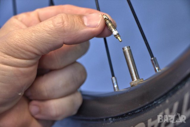 Squirt SEAL 120 мл - Боза за запушване на пробиви във велосипедни гуми , снимка 10 - Аксесоари за велосипеди - 43212181