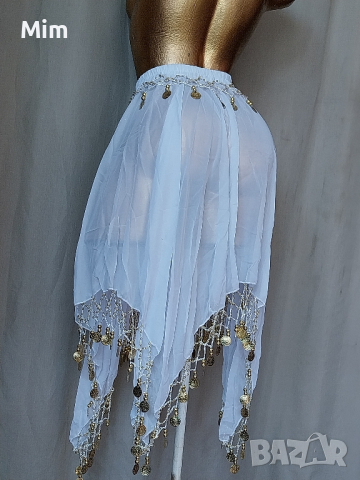 S/M Бяла раздвижина пола с златисти парички за парти / кючек /, снимка 2 - Поли - 44872468