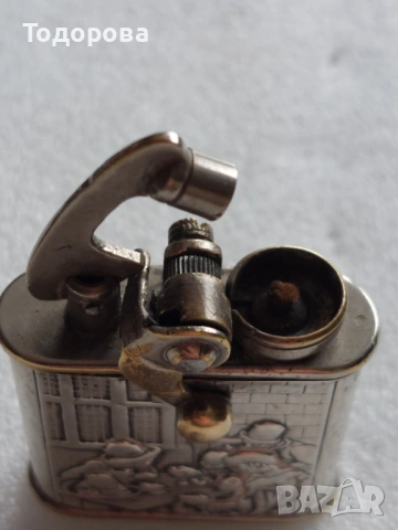 Много рядък модел на стара сребърна запалка, снимка 4 - Антикварни и старинни предмети - 53606508