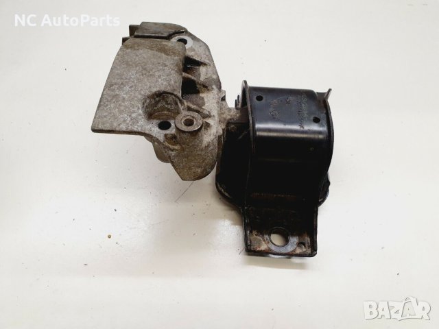 Тампон за двигател за Renault Рено Меган 1.4 бензин 98 коня K4J740 8200209833 2006, снимка 6 - Части - 43569394