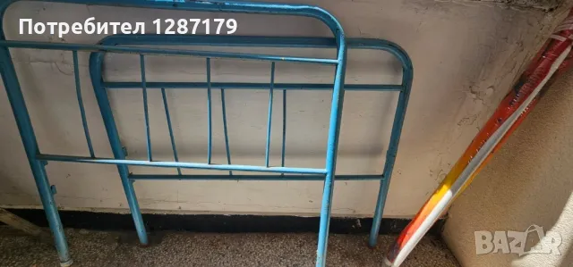 метално ретро легло