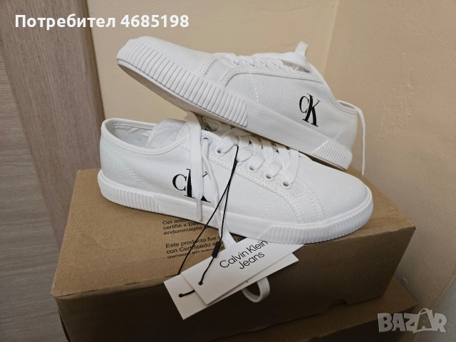 Чисто нови дамски кецове Calvin Klein