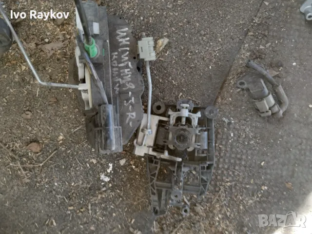 Задна , дясна брава за Opel Insignia комби