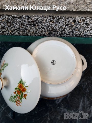 Стар порцеланов супник , снимка 5 - Чинии - 37829737