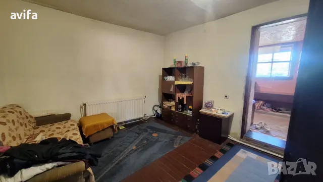 Къща с голям двор в село Долна Малина, снимка 10 - Къщи - 47651546