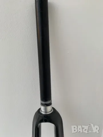 Карбонова шосейна вилка, снимка 3 - Части за велосипеди - 49336904