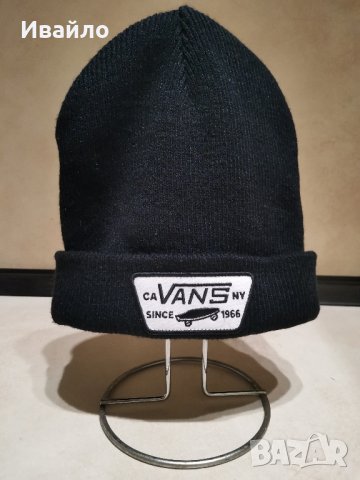 Зимна шапка Vans. , снимка 1