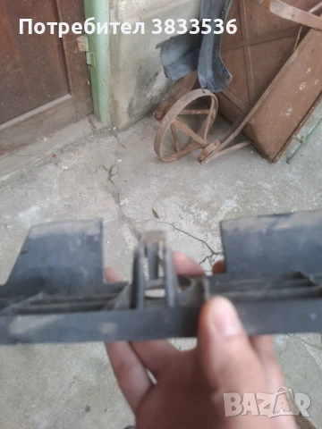 Декорстивна решетка между бронята и престилката на Vw Holf & Jetta Mk2 за тясна броня, снимка 6 - Части - 51044182