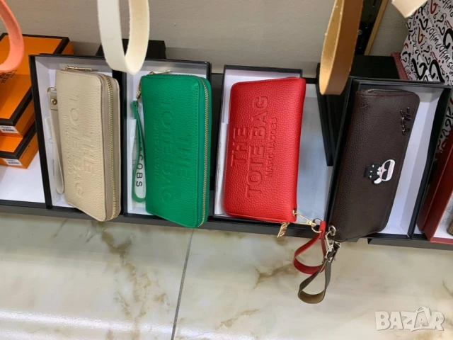 портмонета в кутия gucci chanel christian dior louis vuitton ysl saint laurent , снимка 2 - Портфейли, портмонета - 51117137
