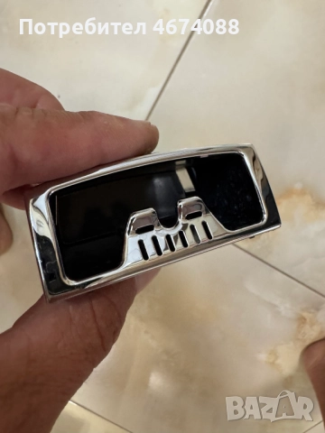 Пепелник на задна дясна врата на Ауди Audi A8 D4 4H само за 100лв. 4h0857406 0423.311, снимка 9 - Части - 52743414