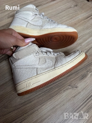 Оригинални кецове Nike Air Force 1 Hi Prm! 37,5 н, снимка 6 - Кецове - 51869127