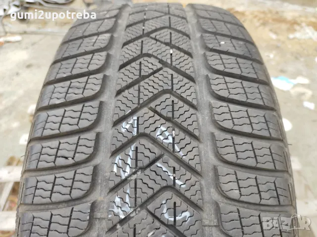 255/45/19 Pirelli Sotto Zero 2022г 7мм Tesla Единичка, снимка 2 - Гуми и джанти - 48004166