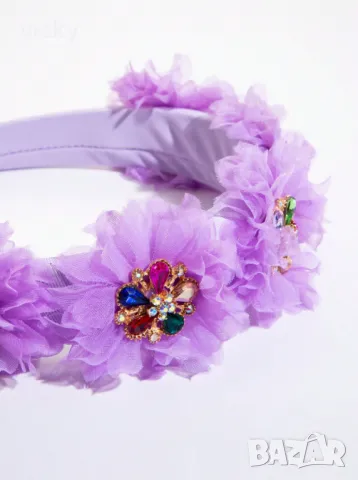 Елегантна диадема с тюл и камъни в лавандулов цвят, снимка 3 - Аксесоари за коса - 50384396