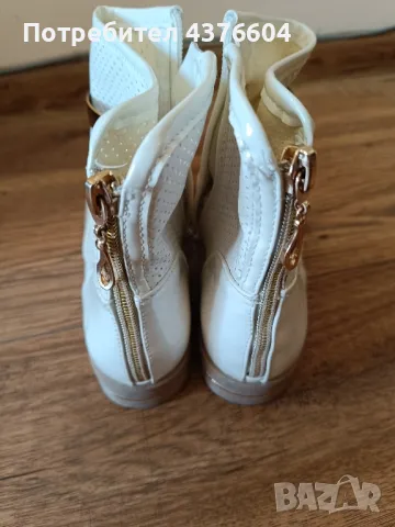Дамски боти , снимка 2 - Дамски боти - 49125501