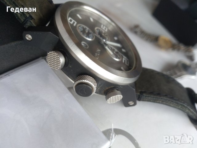 Масивен Nixon Dodge, снимка 7 - Мъжки - 27971746