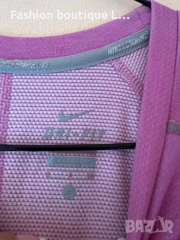 Nike оригинална розова термо блуза с дупки за пръстите на ръцете и джоб с цип на гърба S / М размер , снимка 3 - Блузи с дълъг ръкав и пуловери - 52052237