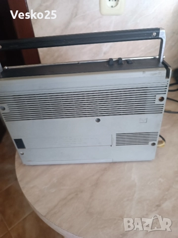 Ретро радио VEF221, снимка 7 - Радиокасетофони, транзистори - 51753622