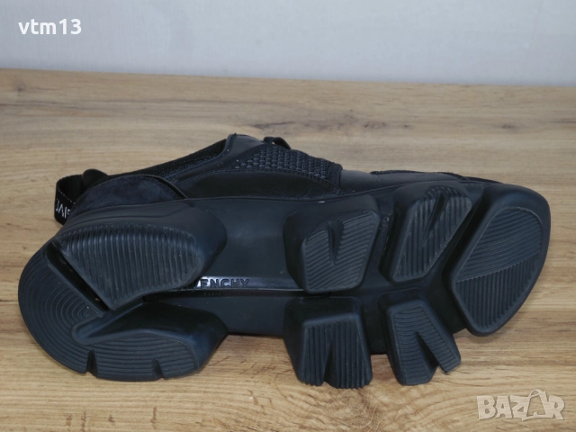 Givenchy Jaw - 42,5 номер Оригинални! Made in Italy, снимка 4 - Маратонки - 52826815