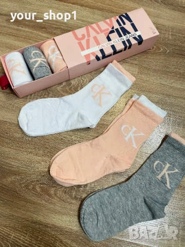 Различни модели дълги чорапи с кутия , снимка 2 - Дамски чорапи - 53284468