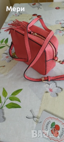 Дамска чантичка
