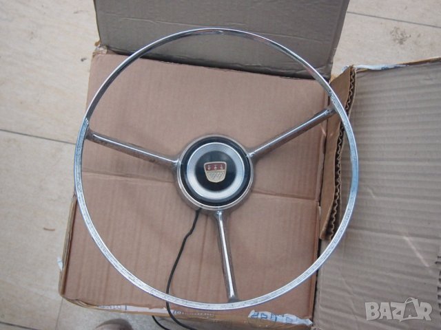 Ринг за клаксона на волана на Форд Таунус, Ford Taunus, снимка 3 - Части - 37497716