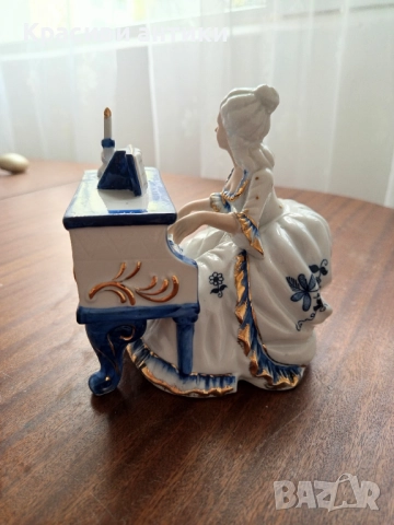 Фигура от порцелан, колекционерска, немска красива, снимка 6 - Колекции - 52318872