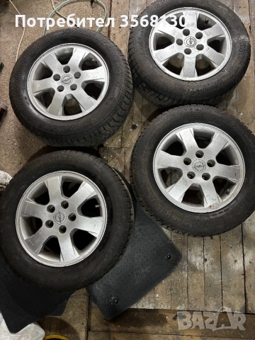 Зимни гуми с джанти, навигация и компресор, снимка 13 - Части - 52514873
