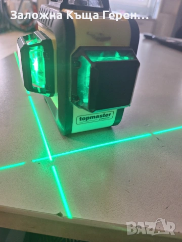 Лазарен нивелир Topmaster, снимка 5 - Куфари с инструменти - 53044145