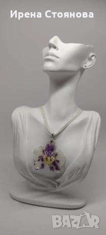 Колие с естествен цвят на орхидея. Дължината е максимално 23 см, цвета е с размери 6/6 см. , снимка 2 - Колиета, медальони, синджири - 51090611