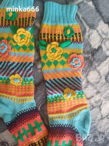 Ръчно плетиво чорапи., снимка 2 - Дамски чорапи - 52239252