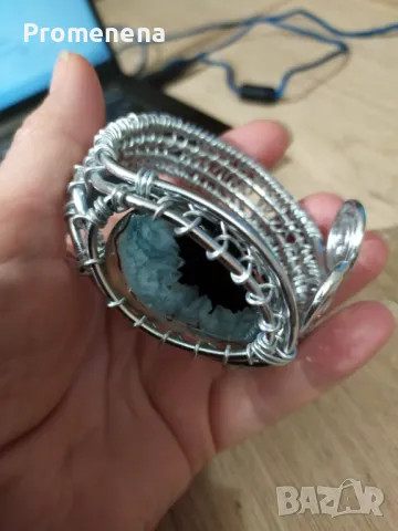 Гривна с естествен полускъпоценен камък, снимка 5 - Гривни - 47511977