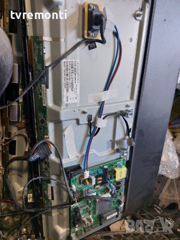 лед диоди от дисплей TPT320B5-AT011H от телевизор PHILIPS модел 32PFS6805/12, снимка 3 - Части и Платки - 37396296