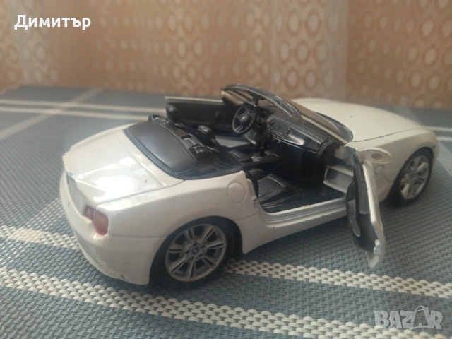 Метална количка BMW Z4 (1/24) !!!, снимка 2 - Колекции - 53099057
