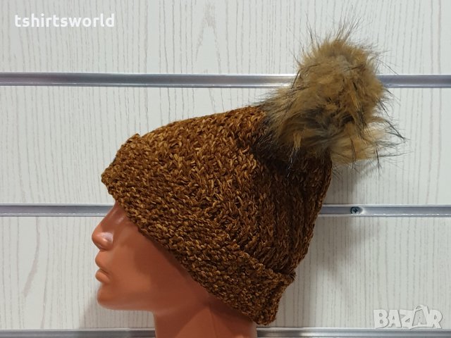 Нова зимна дамска шапка с 2 помпона/пуха, снимка 10 - Шапки - 35488809
