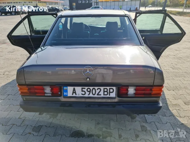 Mercedes 190D 2.0 72кс., снимка 6 - Автомобили и джипове - 49461908