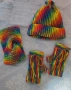 Лот шапка, ръкавици без пръсти, и лента за глава, нов, ръчно плетиво , снимка 1