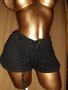Дантелени ,черни ,къси панталонки , снимка 1 - Къси панталони и бермуди - 32880784